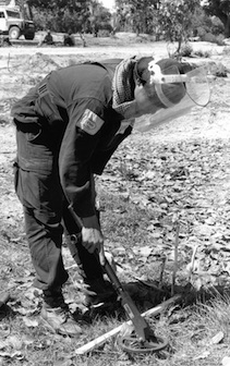 Picture of humanitarian deminer 